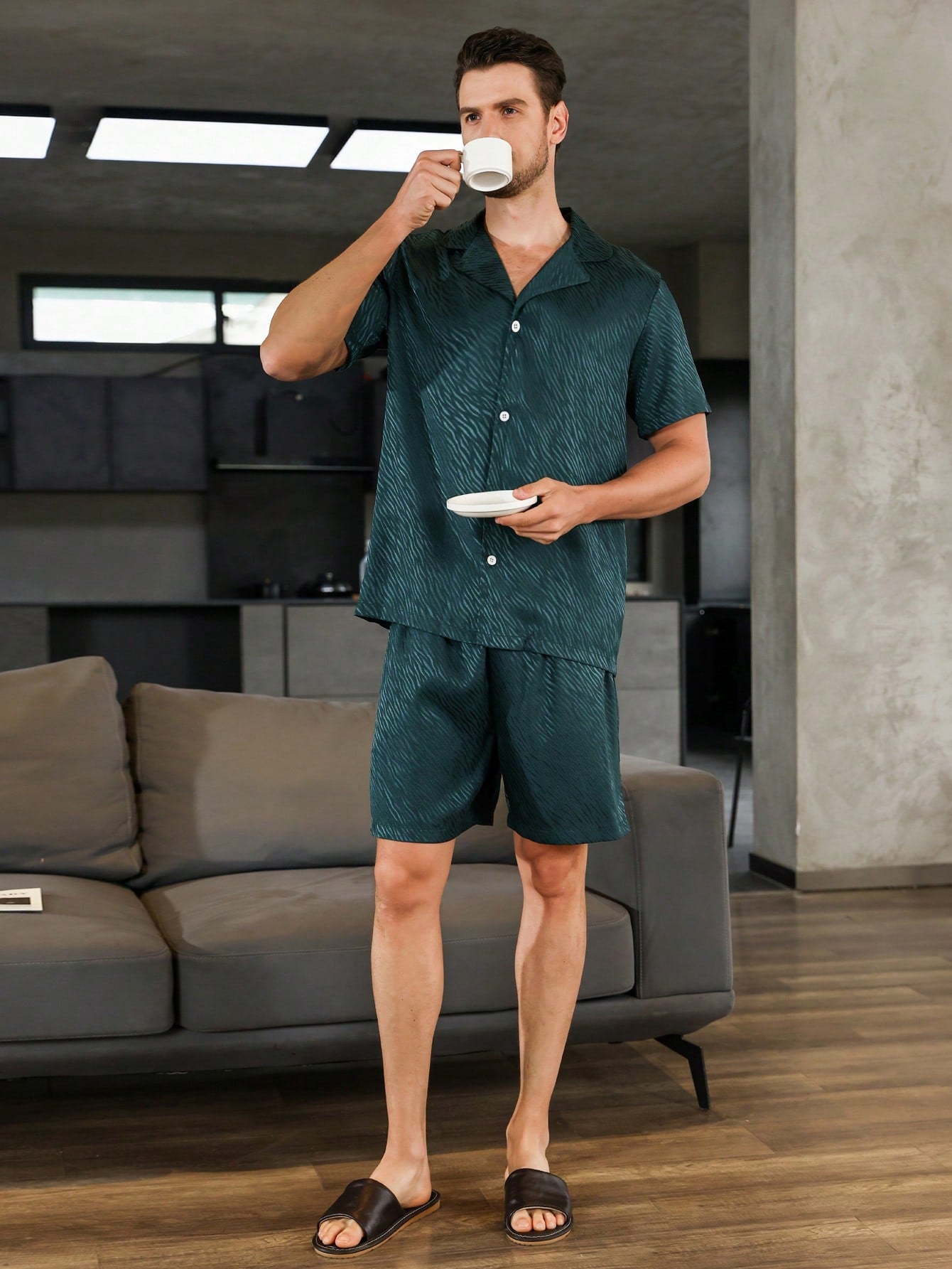 Men's Patterned Satin Pyjama Set