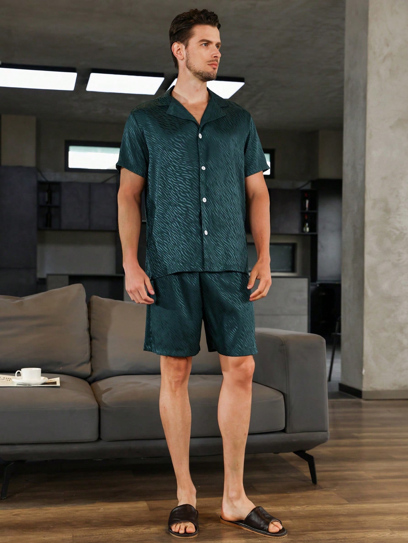 Men's Patterned Satin Pyjama Set